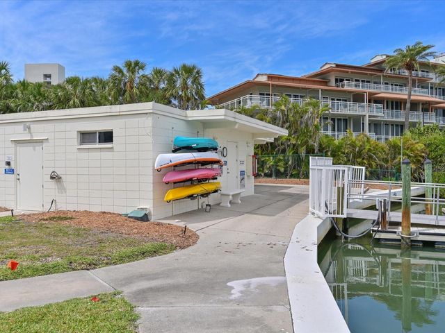 100 SANDS POINT ROAD 225, Longboat Key, FL 34228