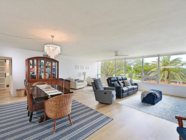 100 SANDS POINT ROAD 225, Longboat Key, FL 34228