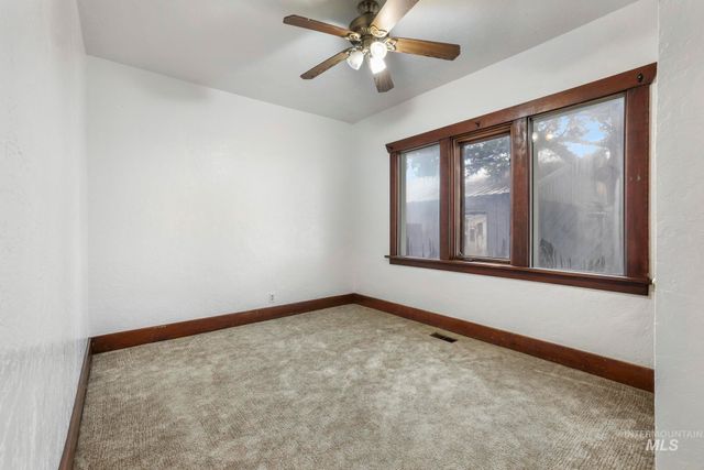 476 E 200 S, Jerome, ID 83338