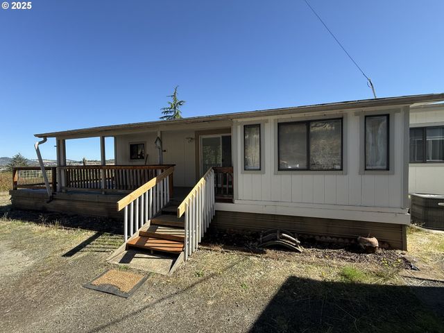 336 SCHUDEISKE Rd, Sutherlin, OR 97479