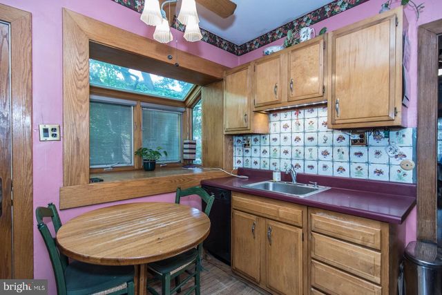 7425 MONTOUR ST, Philadelphia, PA 19111