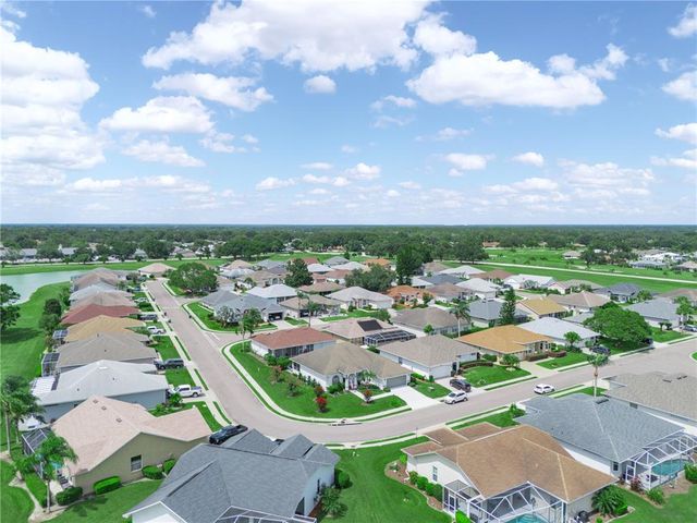 7148 HAZELTINE CIRCLE, Lakeland, FL 33810