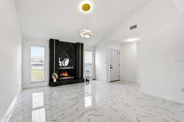 10918 TAILFEATHER COURT, Tampa, FL 33625