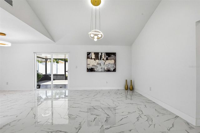 10918 TAILFEATHER COURT, Tampa, FL 33625