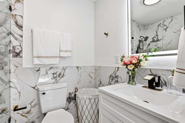 10918 TAILFEATHER COURT, Tampa, FL 33625