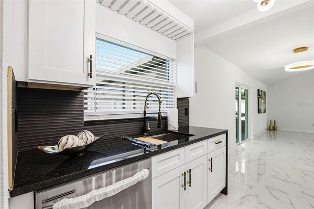 10918 TAILFEATHER COURT, Tampa, FL 33625