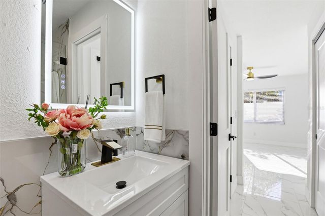 10918 TAILFEATHER COURT, Tampa, FL 33625