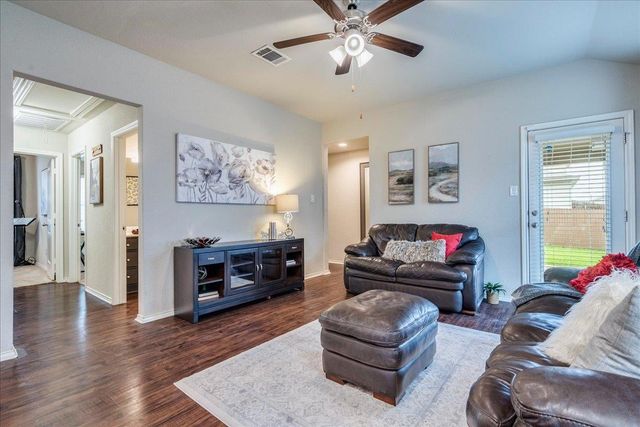 113 LANCE TRL, San Marcos, TX 78666