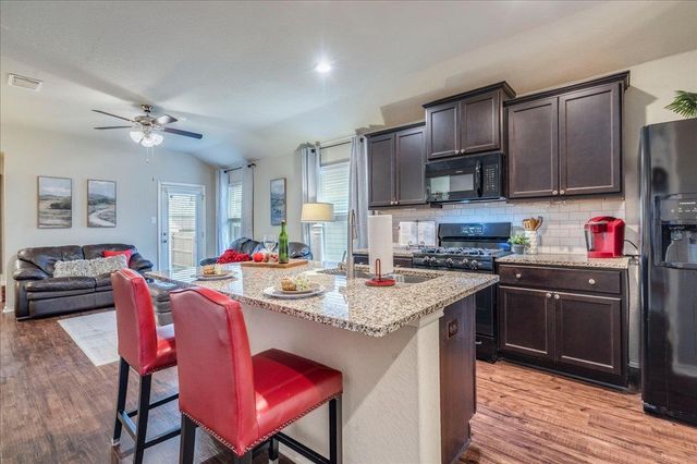 113 LANCE TRL, San Marcos, TX 78666