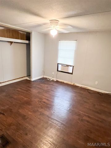 3091 Main Street, Millbrook, AL 36054