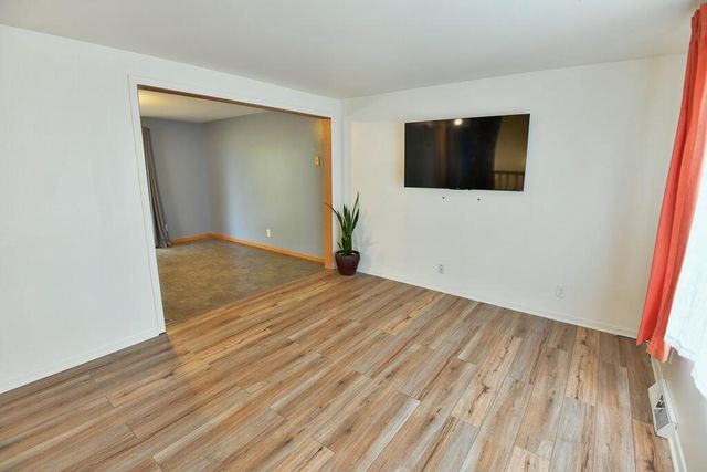 11510 270th AVENUE, Trevor, WI 53179