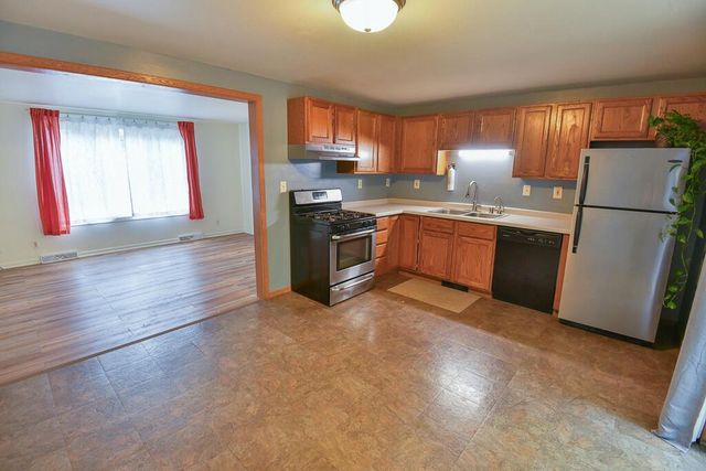 11510 270th AVENUE, Trevor, WI 53179