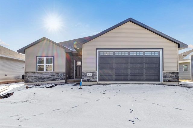 1270 AUTUMN FIELD LANE, De Pere, WI 54115