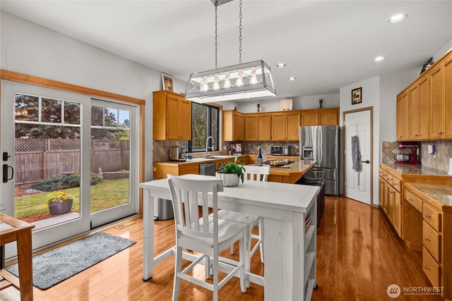 15902 65th Street Ct E, Sumner, WA 98390