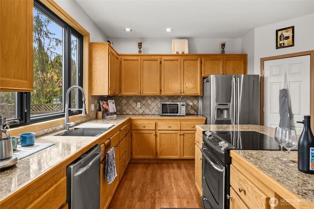 15902 65th Street Ct E, Sumner, WA 98390