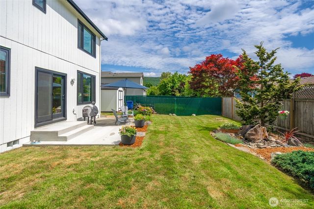 15902 65th Street Ct E, Sumner, WA 98390