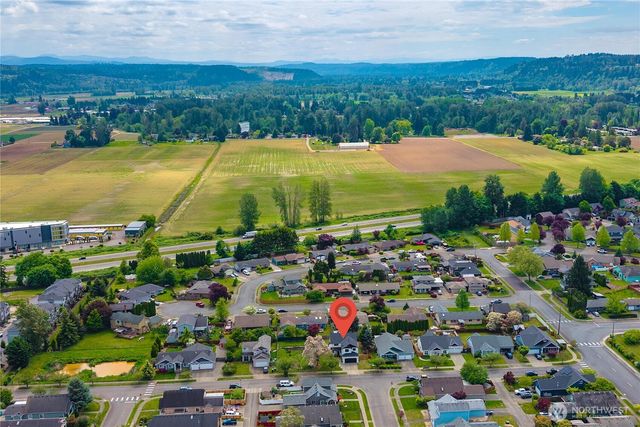 15902 65th Street Ct E, Sumner, WA 98390
