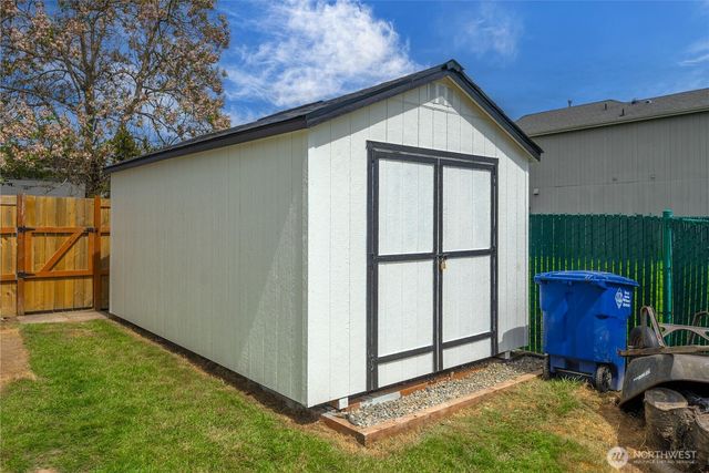 15902 65th Street Ct E, Sumner, WA 98390