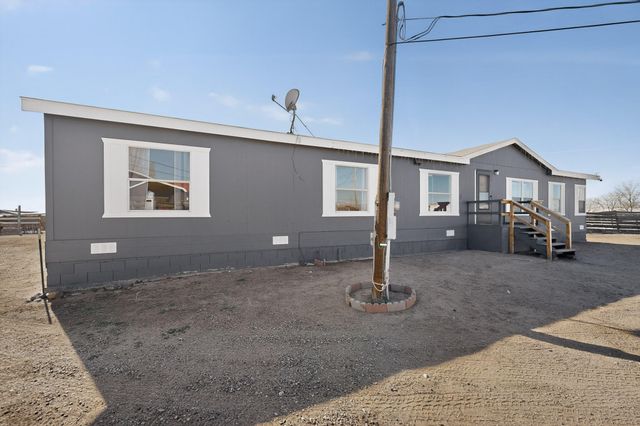 50 Calle Medio, Los Lunas, NM 87031