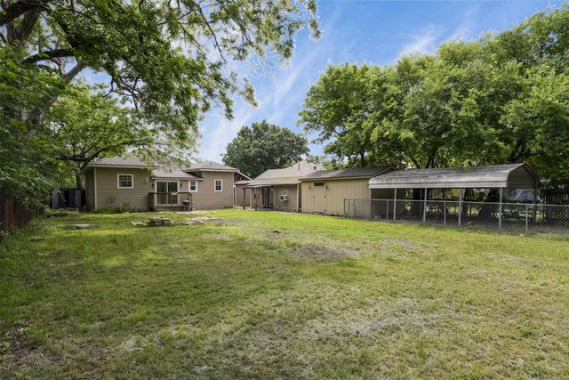 607 Williams Street, Waxahachie, TX 75165