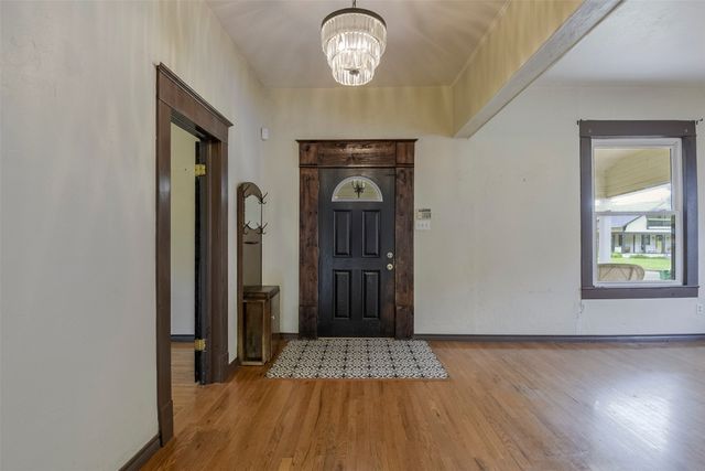 607 Williams Street, Waxahachie, TX 75165