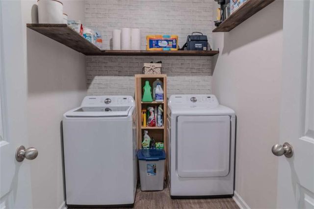 659 Park Pine Circle, Grantville, GA 30220