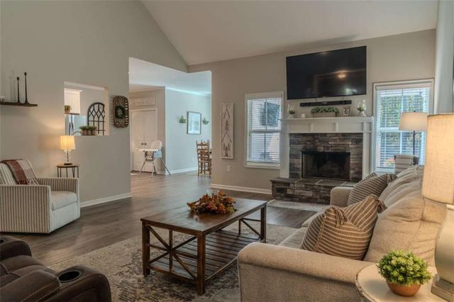 659 Park Pine Circle, Grantville, GA 30220