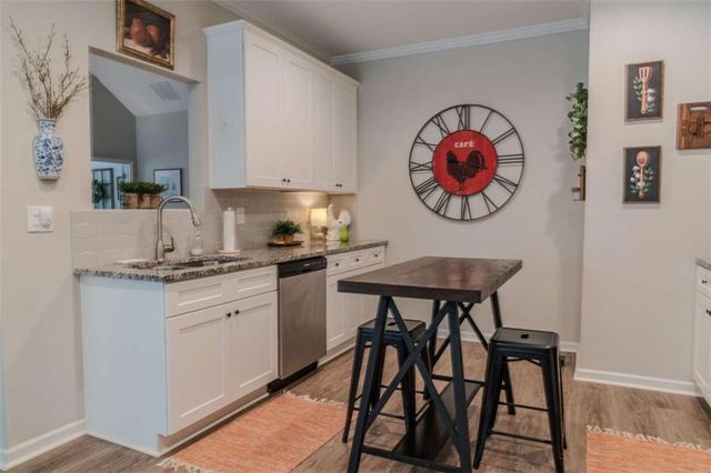 659 Park Pine Circle, Grantville, GA 30220