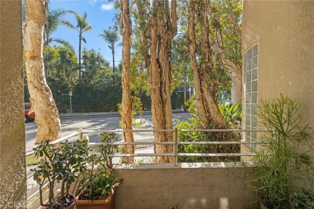 861 S Windsor Boulevard 105, Los Angeles, CA 90005