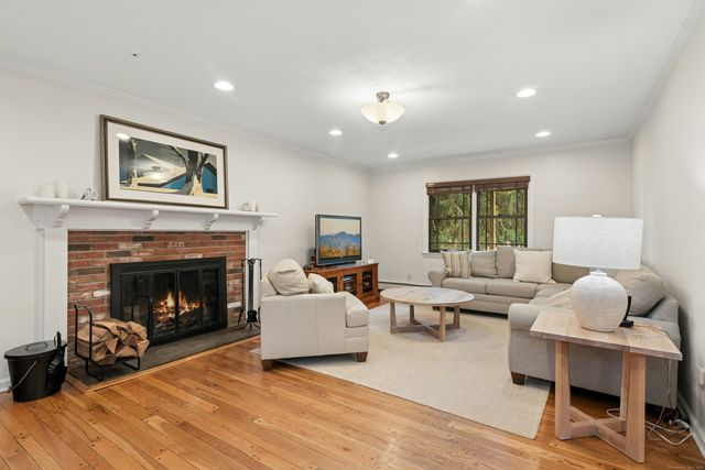 7 Morehouse Lane, Norwalk, CT 06850
