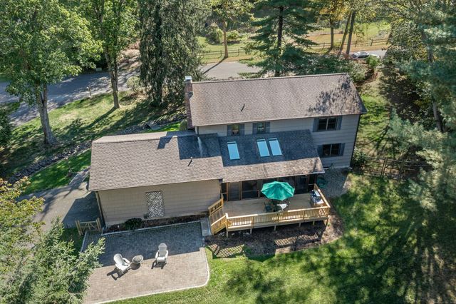 7 Morehouse Lane, Norwalk, CT 06850