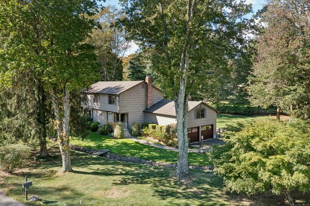 7 Morehouse Lane, Norwalk, CT 06850