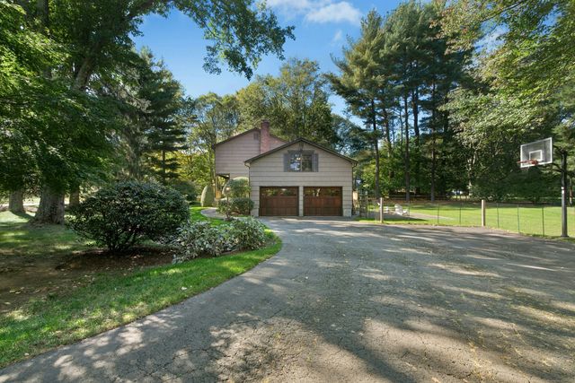 7 Morehouse Lane, Norwalk, CT 06850