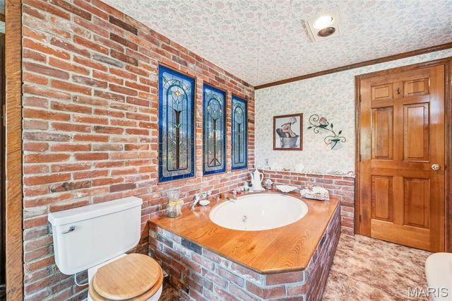 613 Jacobs Station Road, Unincorporated, MO 63304
