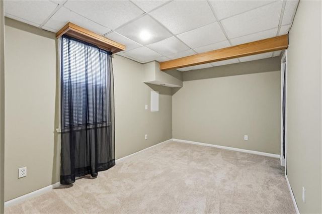 528 NE Bordner Drive, Lee's Summit, MO 64086