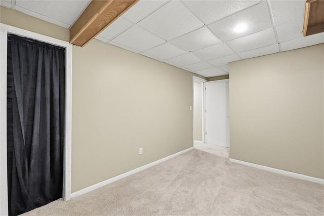 528 NE Bordner Drive, Lee's Summit, MO 64086