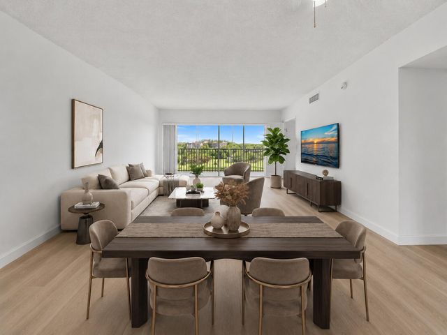 2950 N Palm Aire Drive 607, Pompano Beach, FL 33069