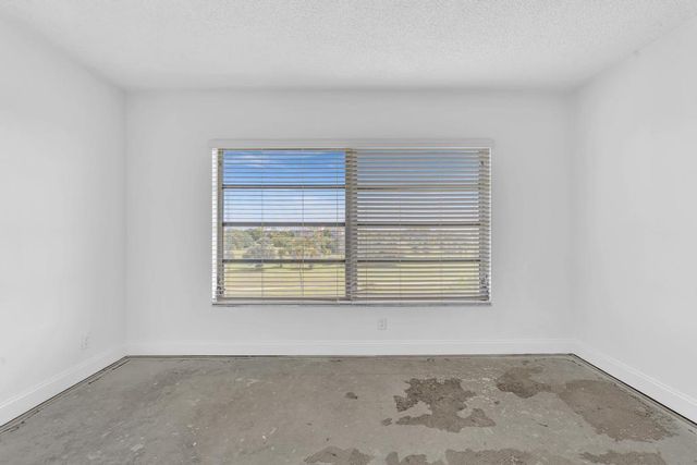 2950 N Palm Aire Drive 607, Pompano Beach, FL 33069