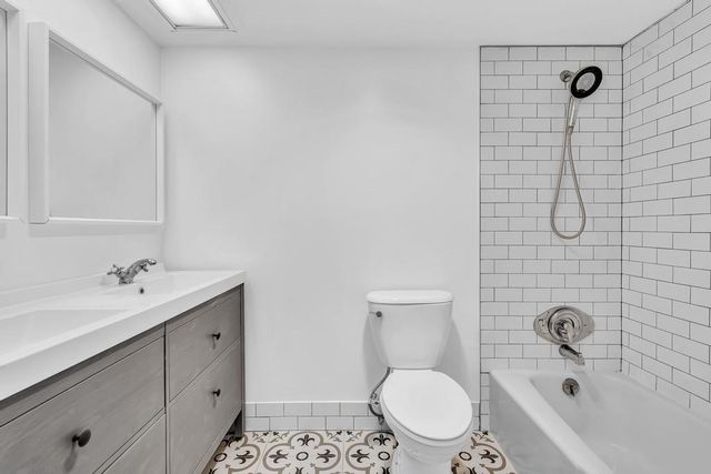 2950 N Palm Aire Drive 607, Pompano Beach, FL 33069