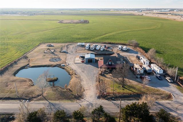 3808 S Manning Road, El Reno, OK 73036