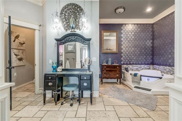 3808 S Manning Road, El Reno, OK 73036