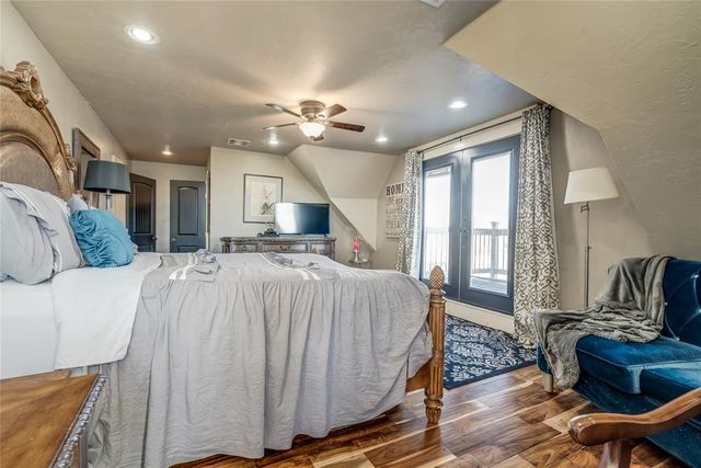 3808 S Manning Road, El Reno, OK 73036