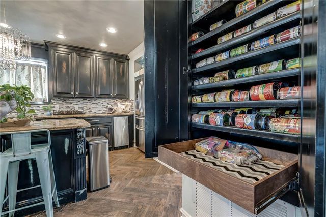 3808 S Manning Road, El Reno, OK 73036