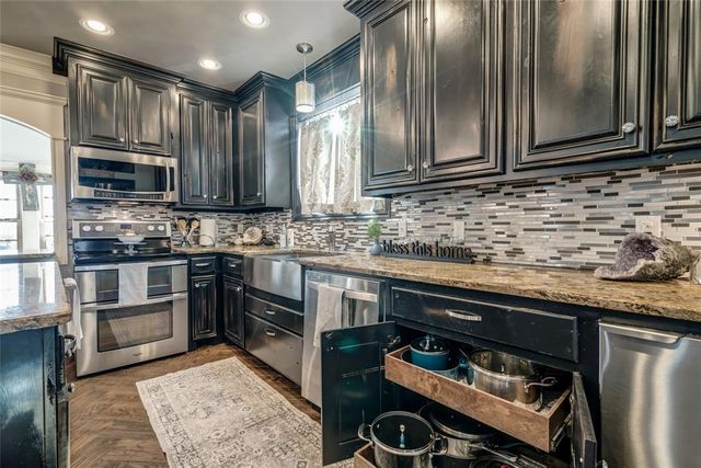 3808 S Manning Road, El Reno, OK 73036