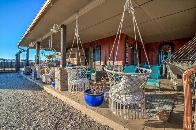 3808 S Manning Road, El Reno, OK 73036