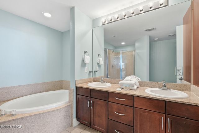 9860 Thomas Drive 127, Panama City, FL 32408