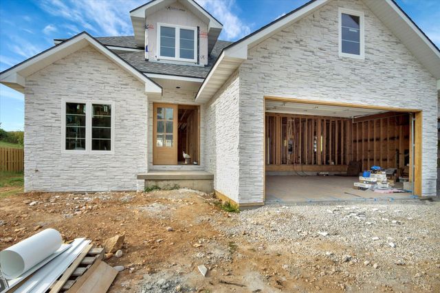 858 E Richmond Way, Nixa, MO 65714