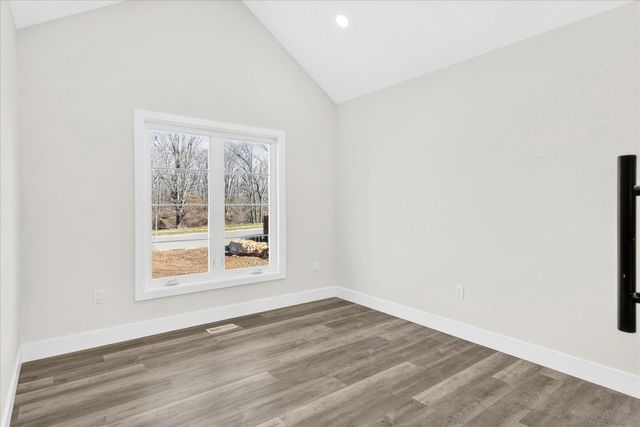 858 E Richmond Way, Nixa, MO 65714