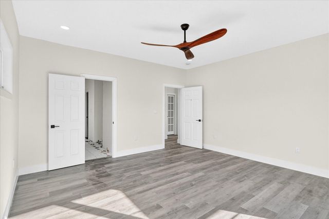 858 E Richmond Way, Nixa, MO 65714