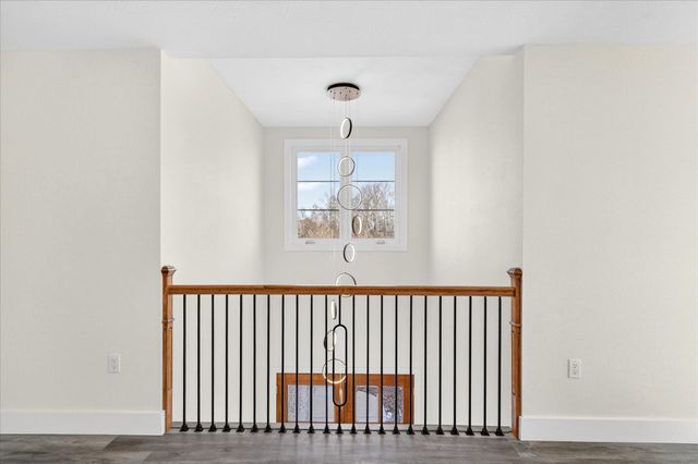 858 E Richmond Way, Nixa, MO 65714